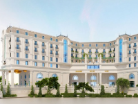 Khách sạn 5 tầng với diện tích 1700m2