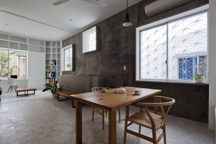 nhà nhiều cửa sổ, làm mát tự nhiên, bẫy nhiệt mùa hè, thiết kế nhà thông thoáng