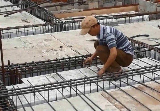 thép dầm, bố trí thép dầm, thép dầm nhịp 5-9