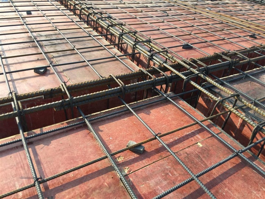 thép dầm, bố trí thép dầm, thép dầm nhịp 5-9