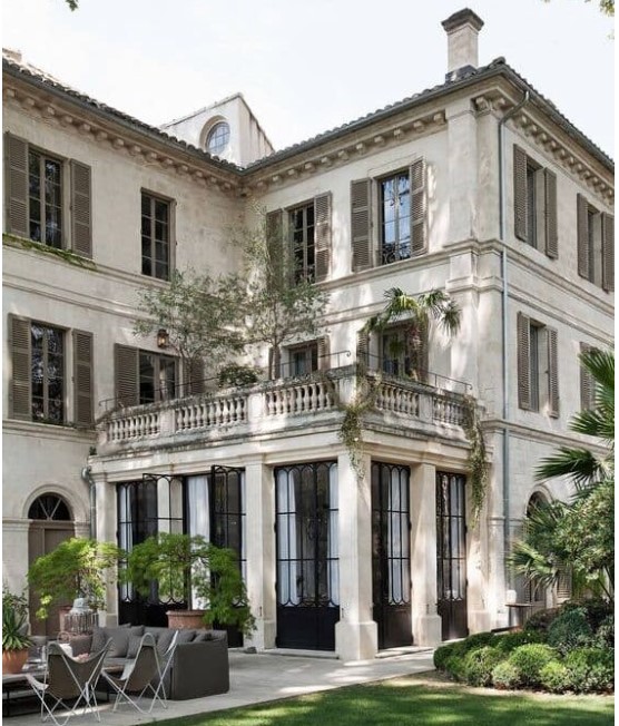 so sánh villa và biệt thự; khác biệt villa và biệt thự; villa là gì; biệt thự là gì