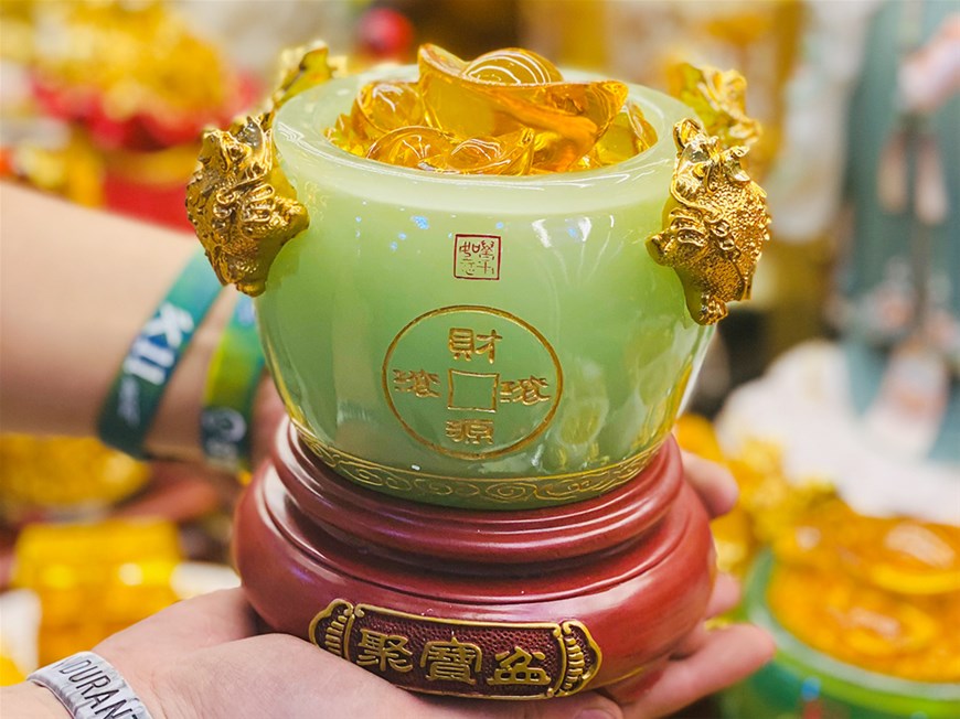 phòng khách đón tài lộc, vật dụng đón tài lộc phòng khách, đón tài lộc phòng khách